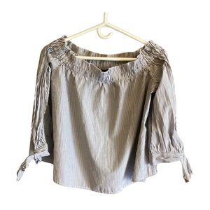 American Eagle Outfitters Off-Shoulder Top